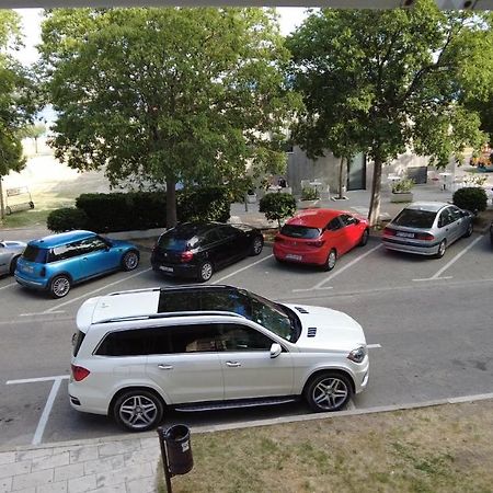 Apartment Dina أوميس المظهر الخارجي الصورة