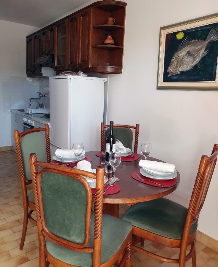 Apartment Dina أوميس المظهر الخارجي الصورة