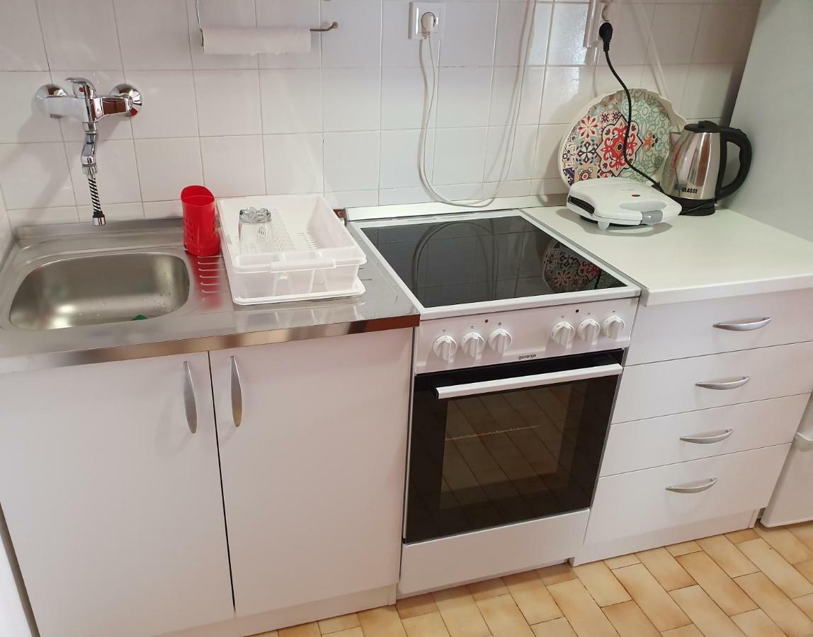 Apartment Dina أوميس المظهر الخارجي الصورة